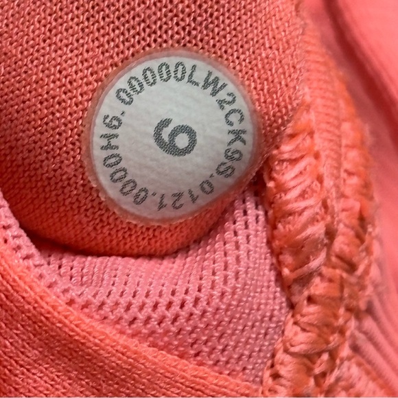 Lululemon Energy Bra High Neck Long Line Rib *Medium Support, B–D Cup - Picture 4 of 5